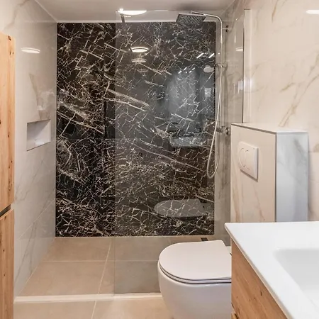 2 Bedroom Stunning In Semesterbostad *