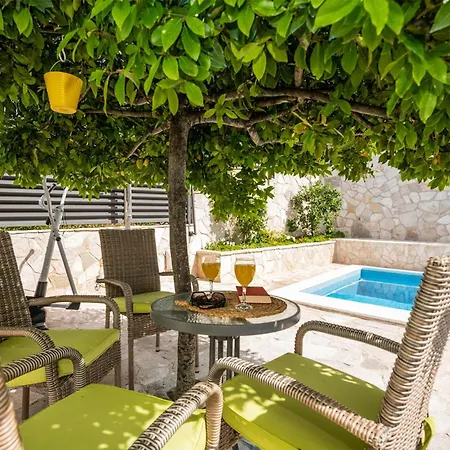 Semesterbostad 2 Bedroom Stunning In *